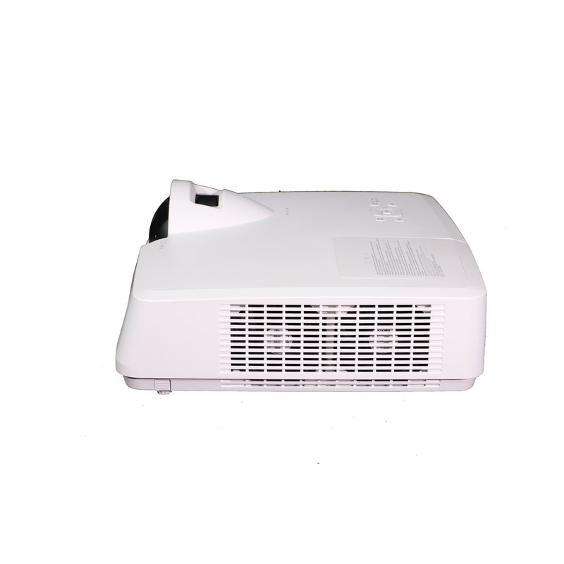 3LCD Short Focus Fisheye Lens Church Video Projectors 4500 Lumens